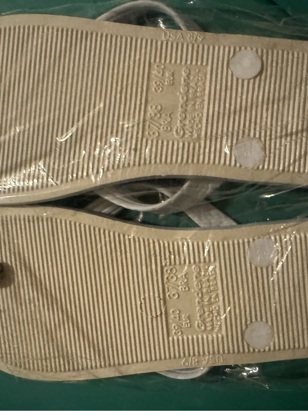 Flip Flops - Picture 4 of 4